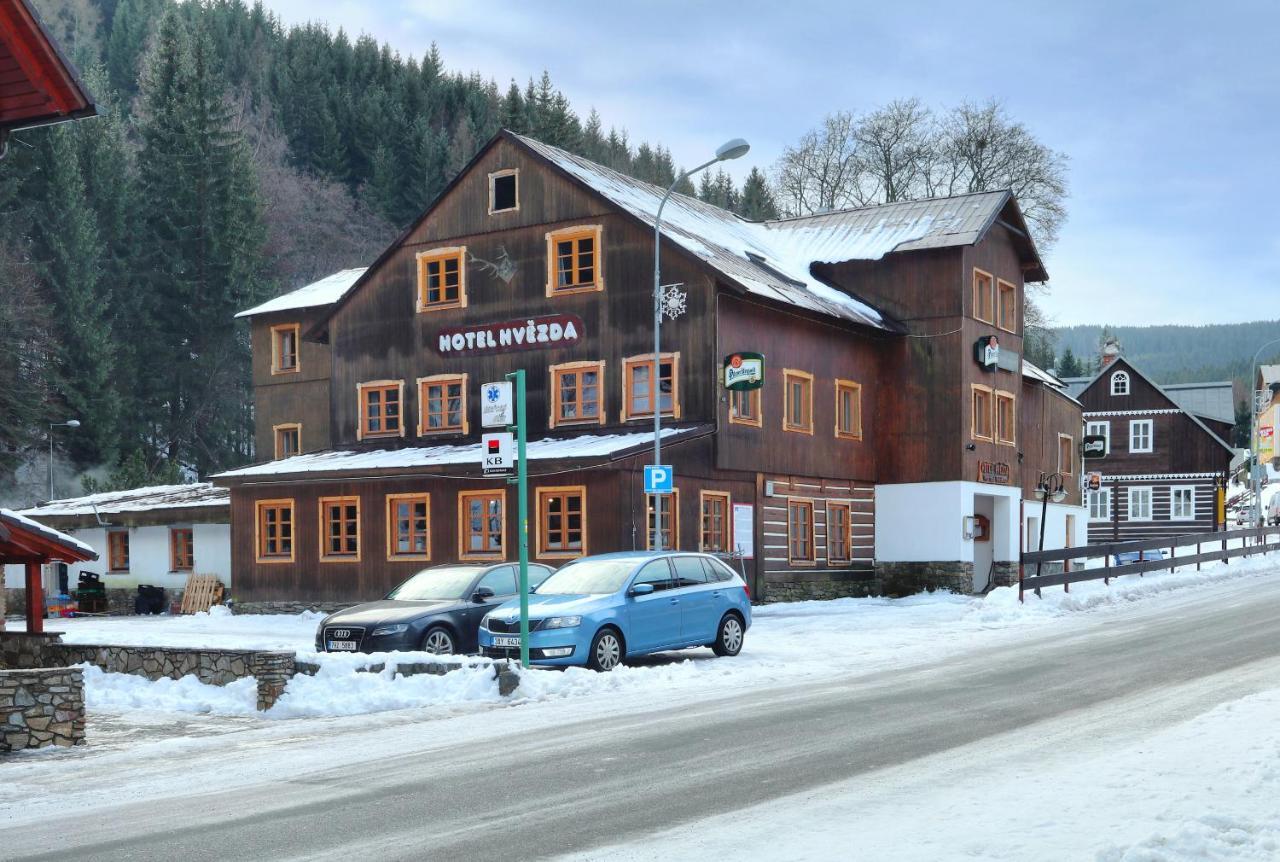 Hotel Hvezda Pec pod Sněžkou Exterior foto